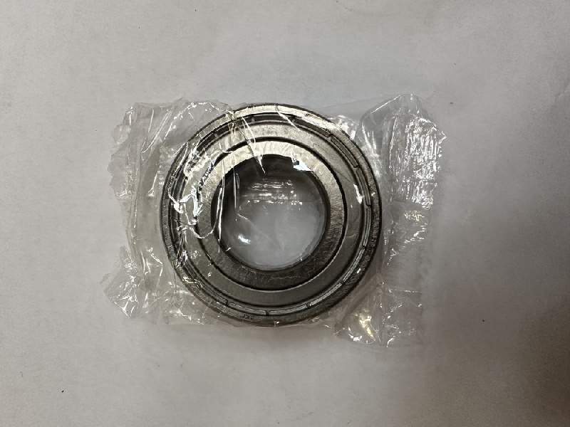 CUSCINETTO SKF 6205 - IMBALLO SINGOLO NEUTRO